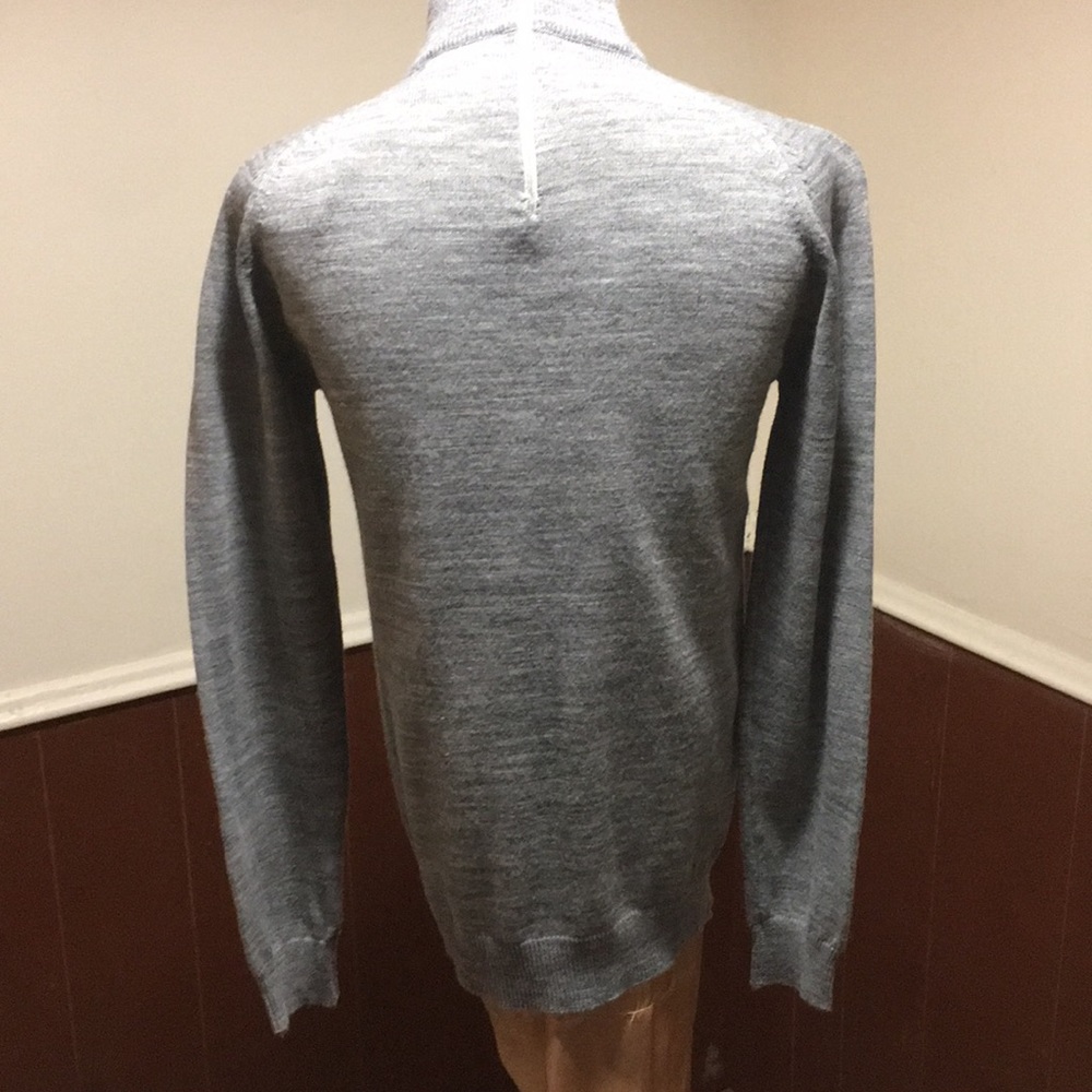 Ladies pullover - Picture 2 of 2